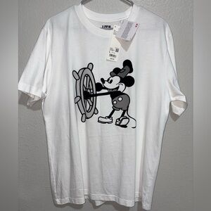 NWT Disney White Mickey Mouse Graphic Tee